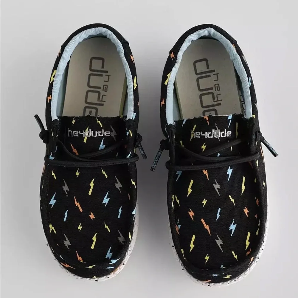 Hey Dude Black Flash‎ Youth Size 3 NEW